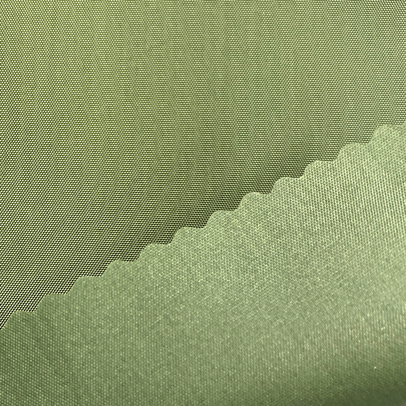 ผ้าเต็นท์โพลีเอสเตอร์ทนแรงดันน้ำสูง Fabric